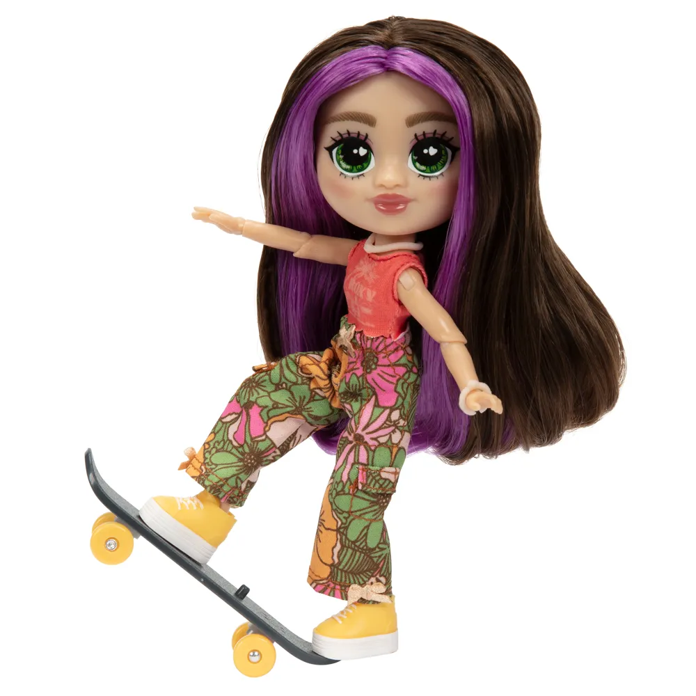 Roxy Skateboard Fashion Doll