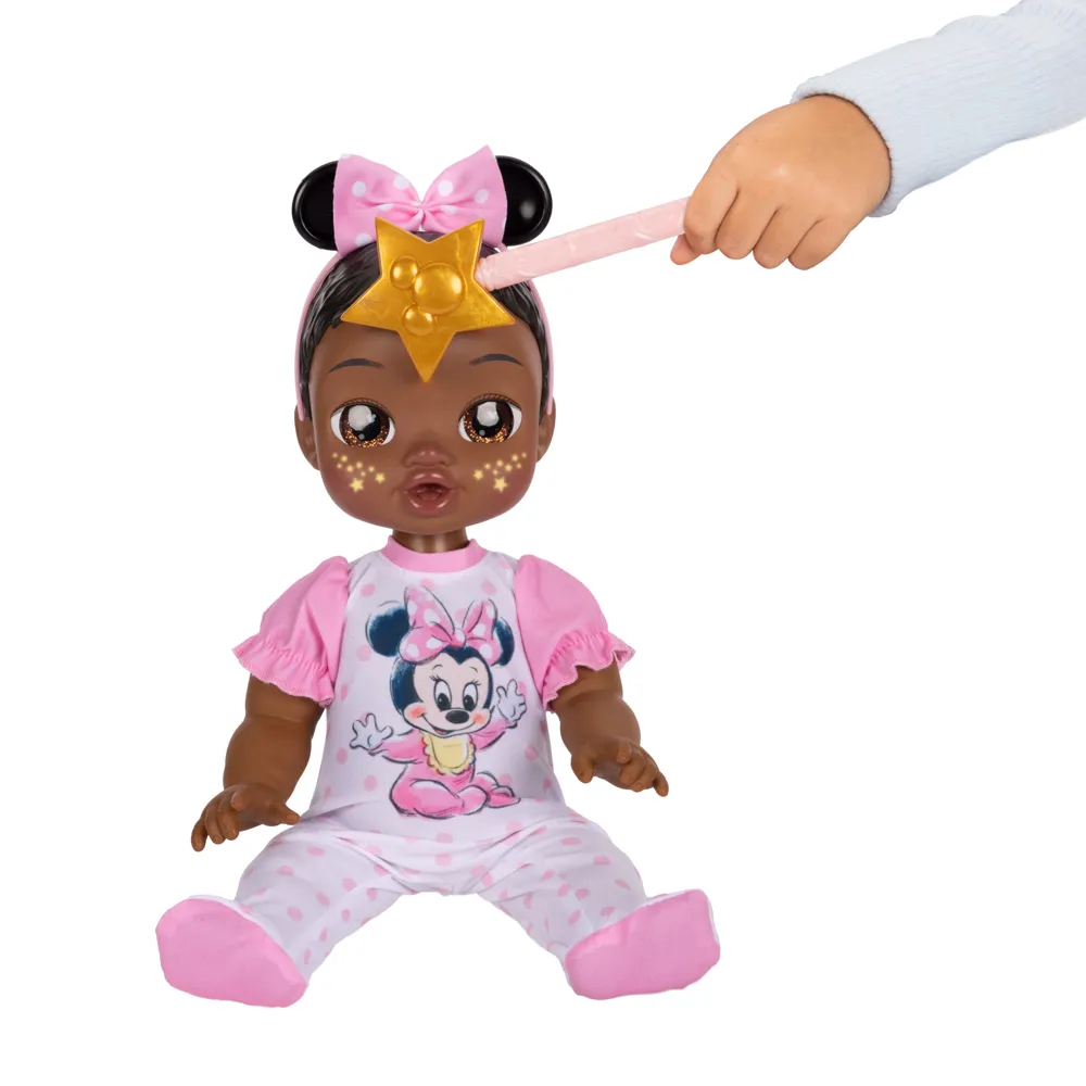 Minnie Deluxe Feature Doll