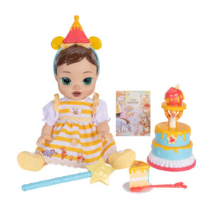 Magical Birthday Surprises Pooh – Brunette hair, green eyes