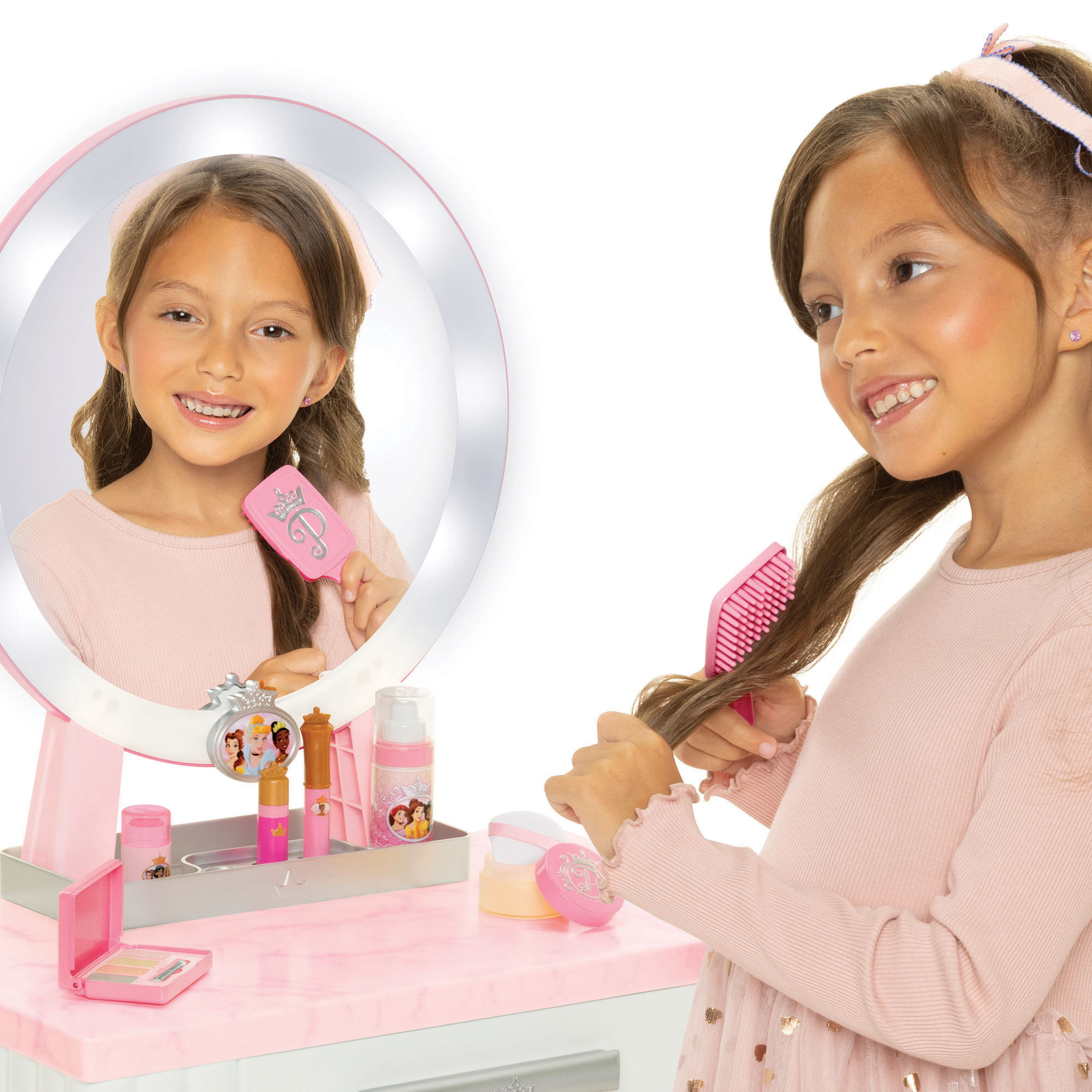 Get Ready with Me Vanity - Image 6